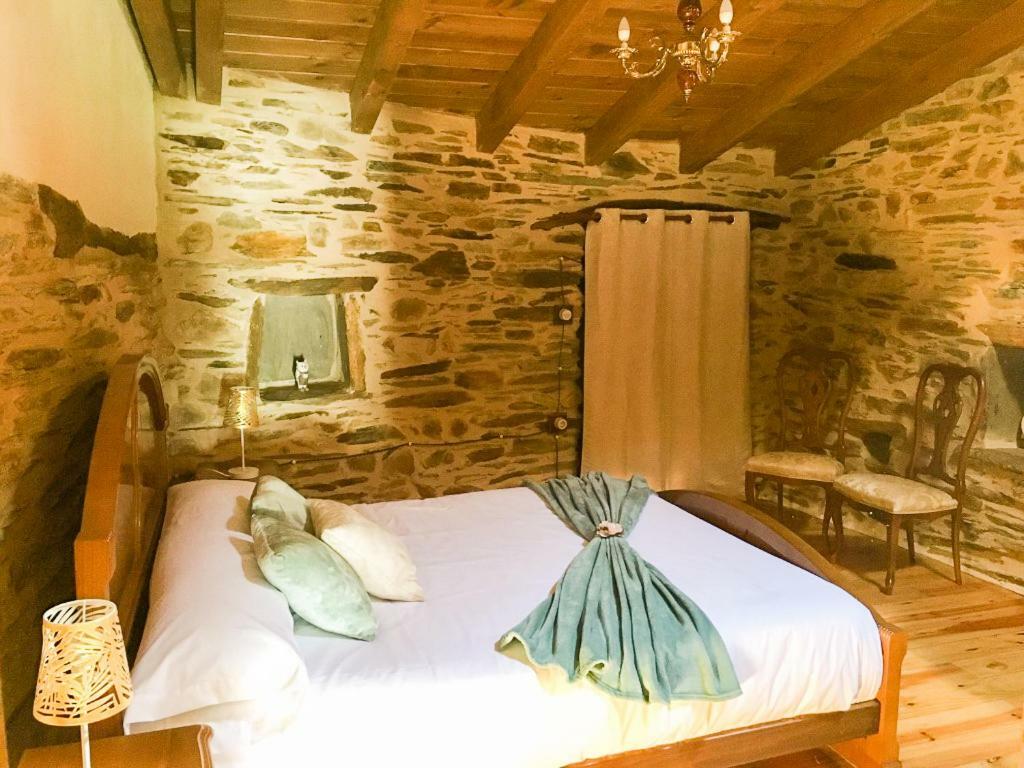 Casa Rural Bierzo Encantado Valle de Finolledo Ngoại thất bức ảnh